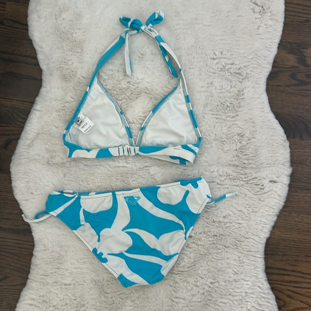 Roxy Quicksilver Blue and White Bikini, size medium - Picture 10 of 10